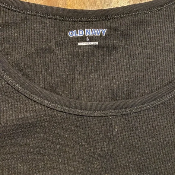 2 pack Old Navy Thermals - Picture 2 of 3